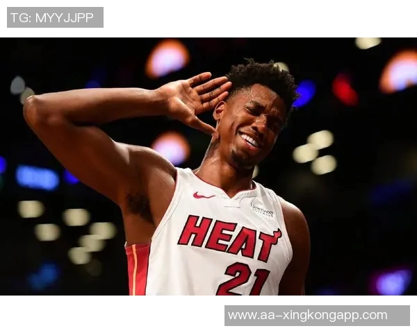 攻防兼备的怀特展现实力近7场场均226分51板5助23盖帽11抢断