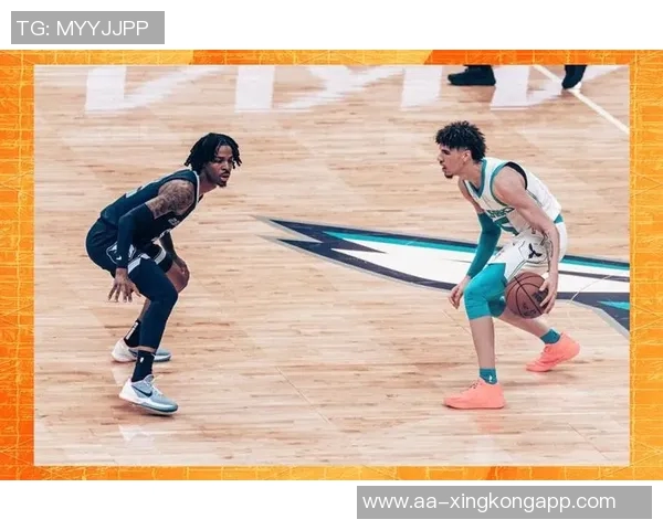 黄蜂主帅称三球替补愿意以任何方式助力球队胜利