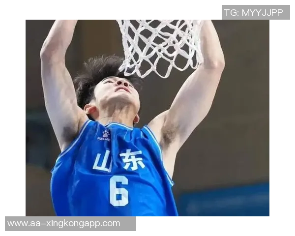 张博源全场最高31分表现抢眼22投11中并贡献9板2助2帽展现全面能力